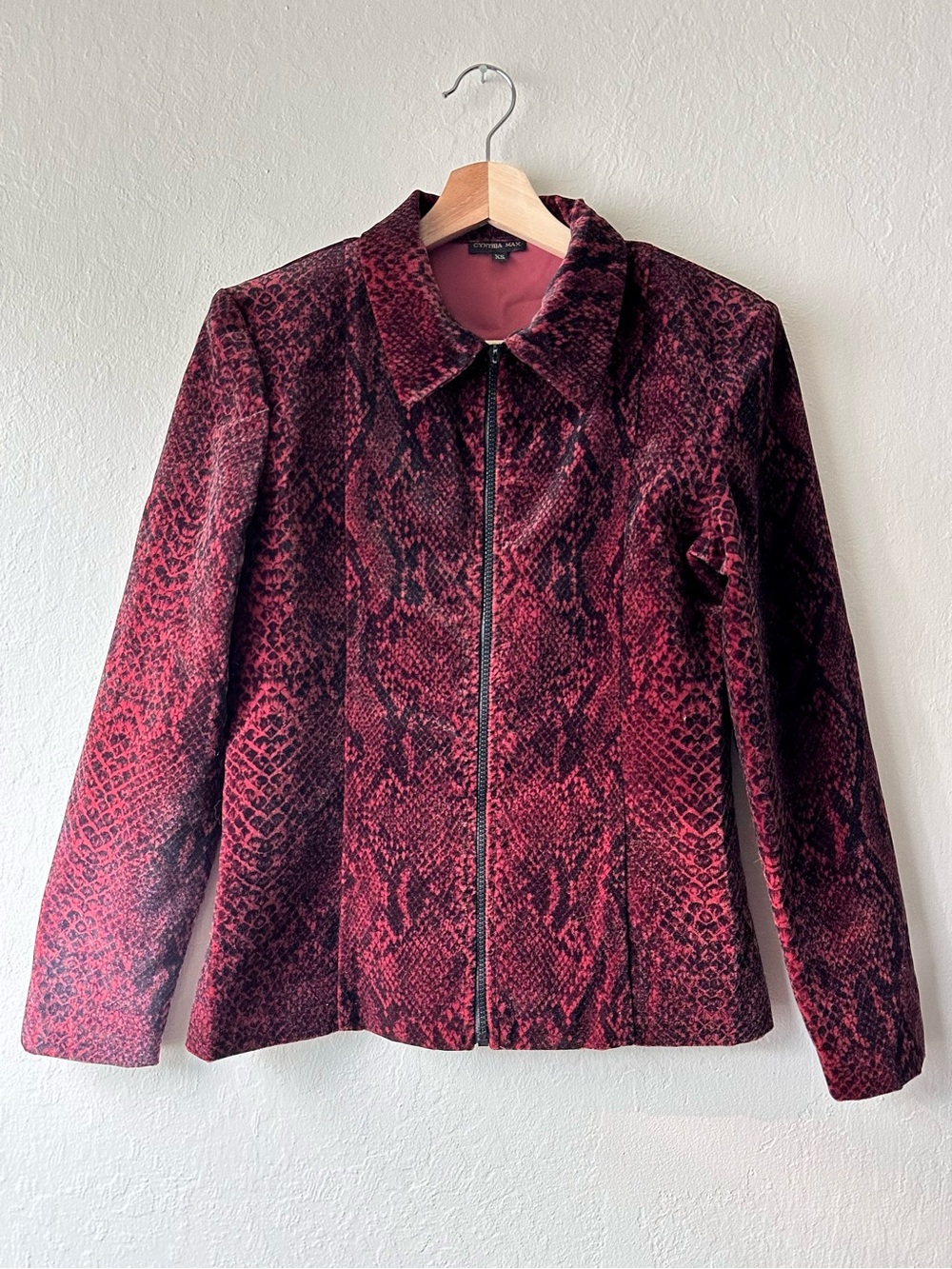 Vintage y2k cynthia max red snake print velvet blazer jacket women’s xs small